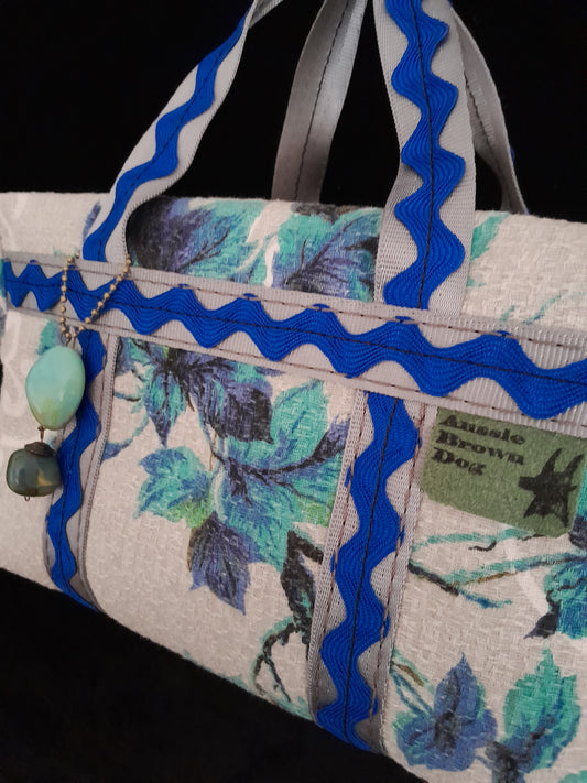 'BLUE VINTAGE BLOOM' Small Bag